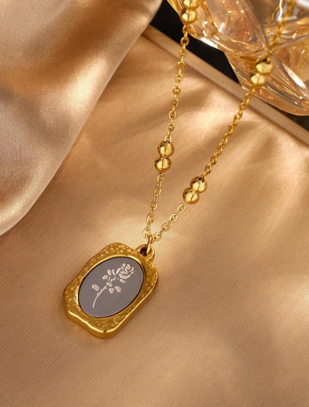 Flower Necklace - JM Blessed Jewelry