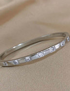 Classic Bracelet - JM Jewelry