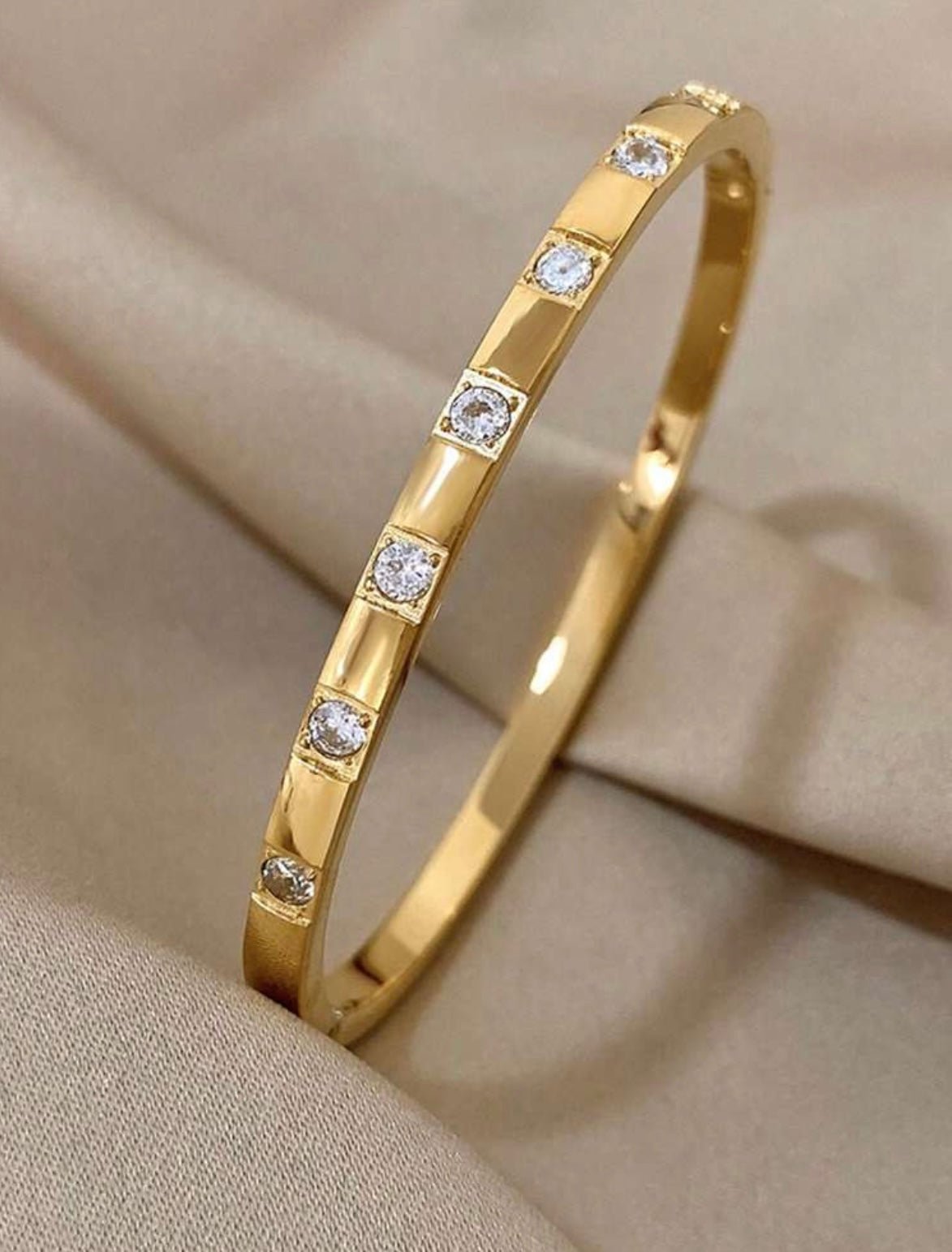 Classic Bracelet - JM Jewelry
