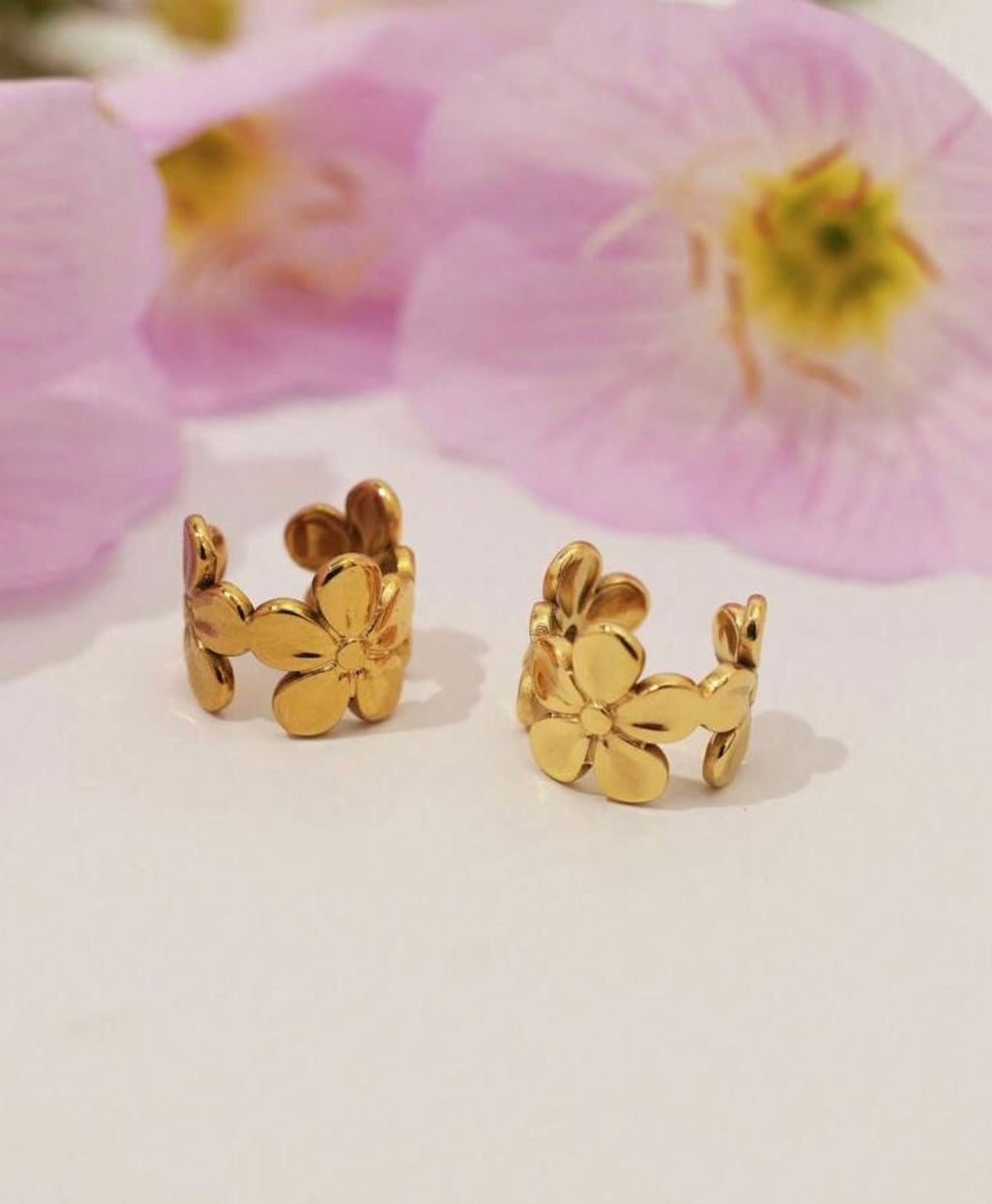 Earcuff Flower - JM Jewelry